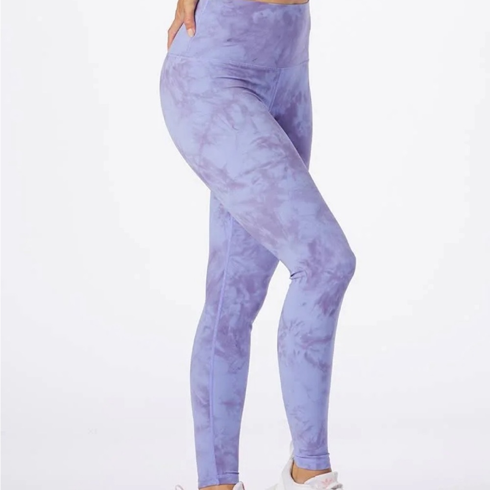 NWT Gylder Yoga Pants
